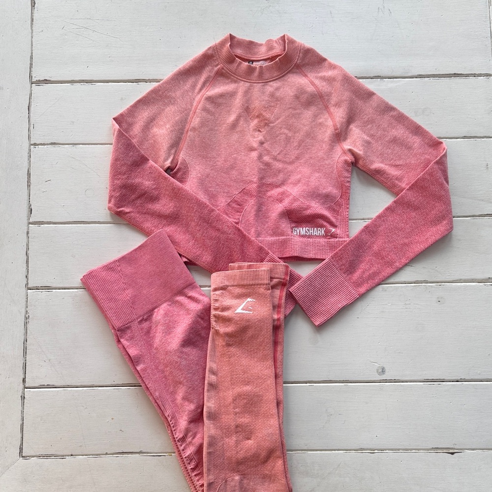 Gymshark Coral Gradient Activewear Set